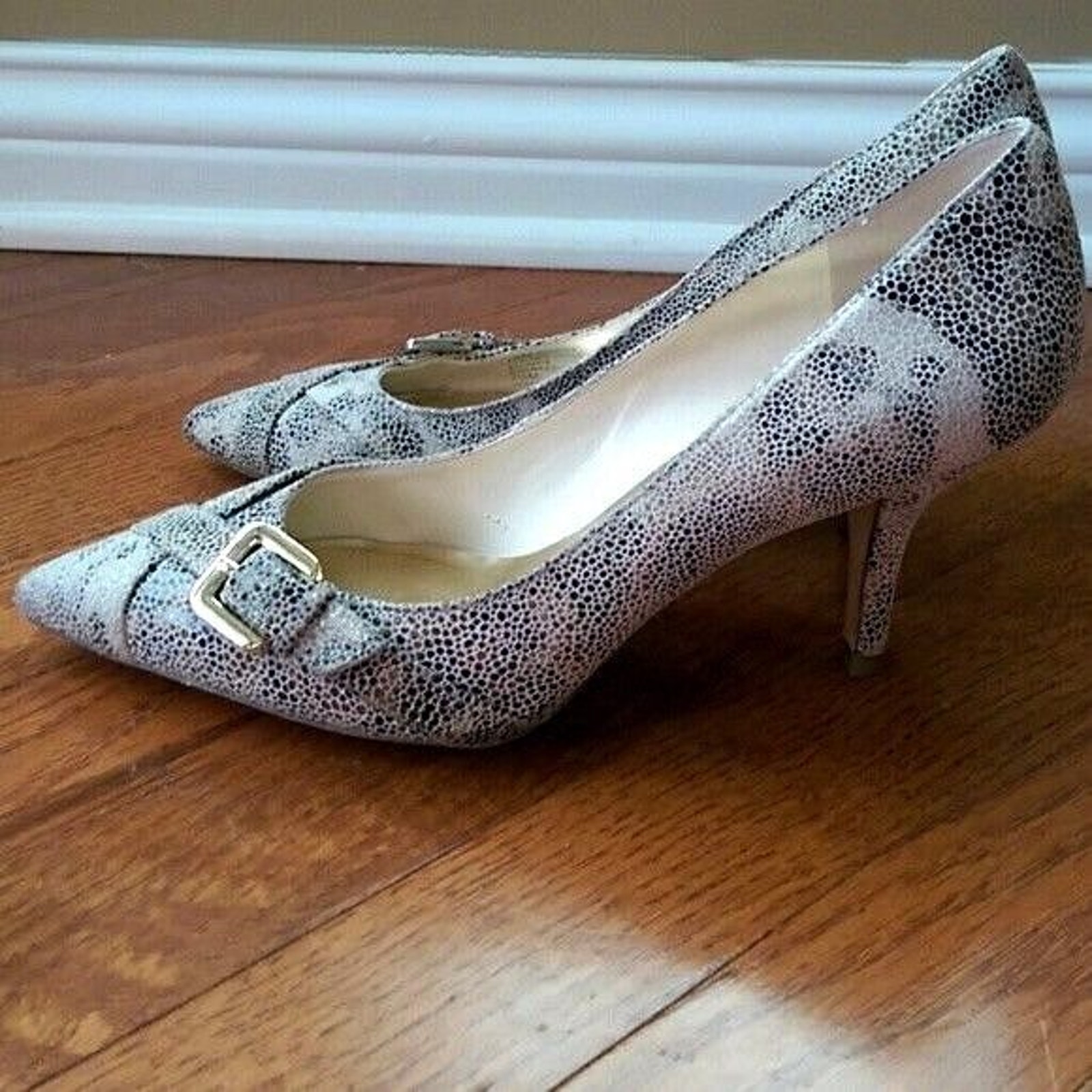 Inc International Concepts Heels Cream/Tan Heels - Size 7.5 M